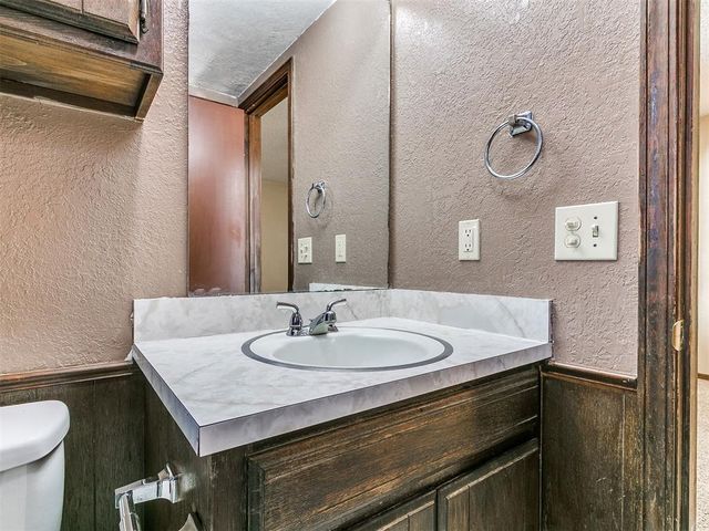 11320 N Florida Avenue, Oklahoma City, OK 73120