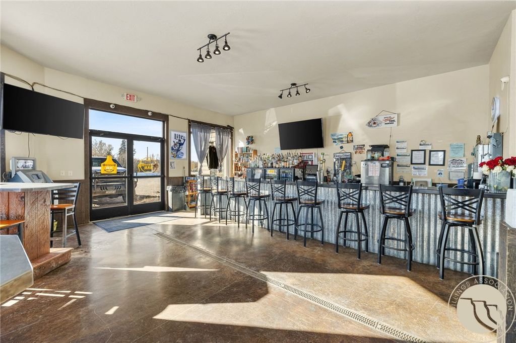 610 US Highway 191, Lewistown, MT 59457 photo 7