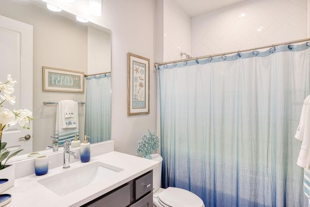 1241 TRIDENT LOOP, Deland, FL 32724