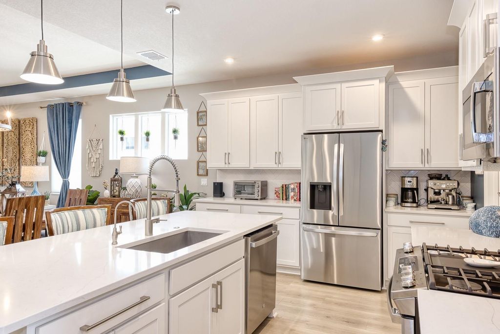 Image 12 of property listing at 1241 TRIDENT LOOP, Deland, FL 32724