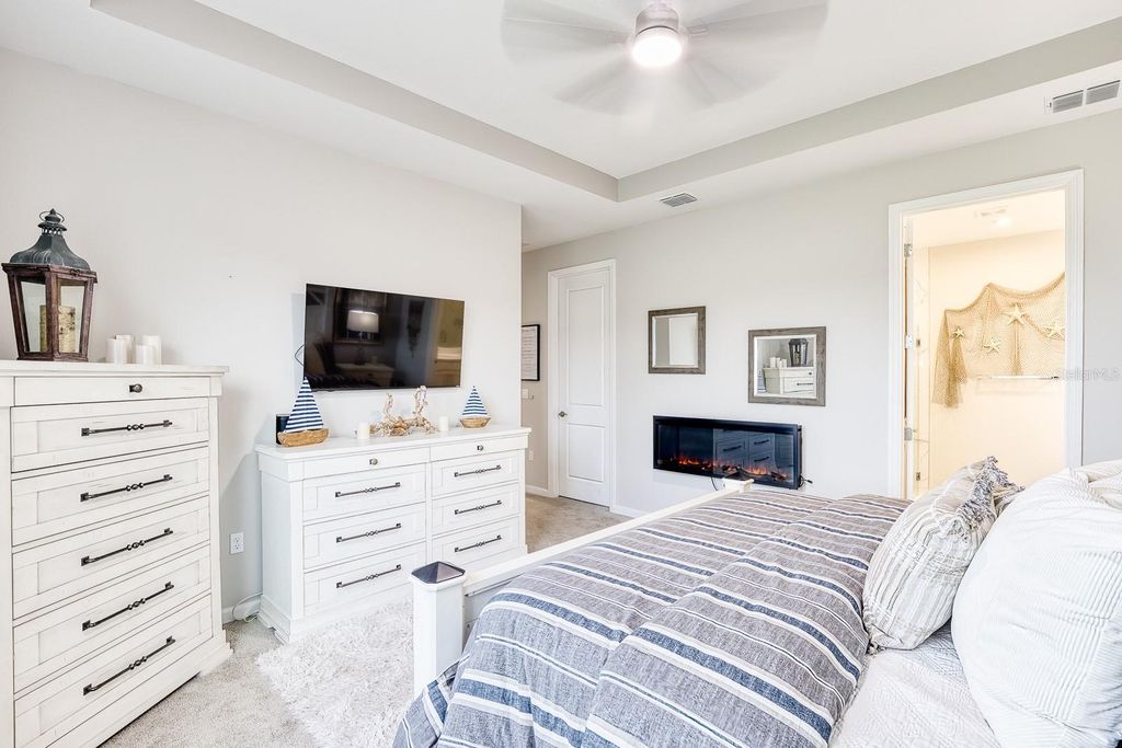 Image 17 of property listing at 1241 TRIDENT LOOP, Deland, FL 32724