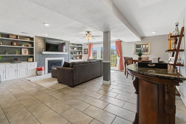 236 Pine Street, Somerset, KY 42503