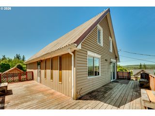 135 DATE St A/B, Kalama, WA 98625