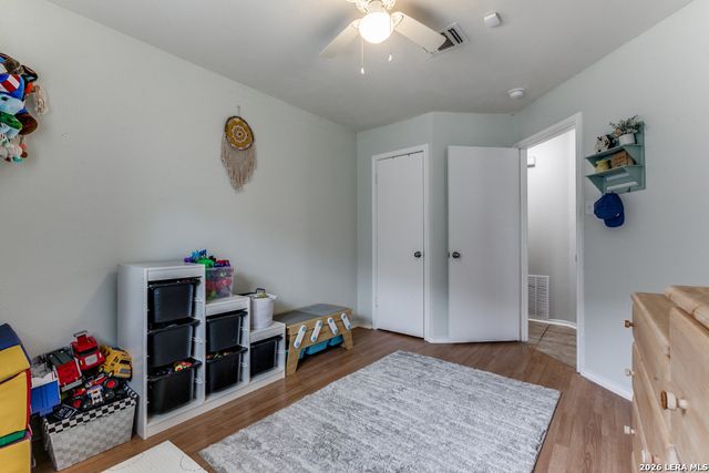 13658 Escort Dr, San Antonio, TX 78233