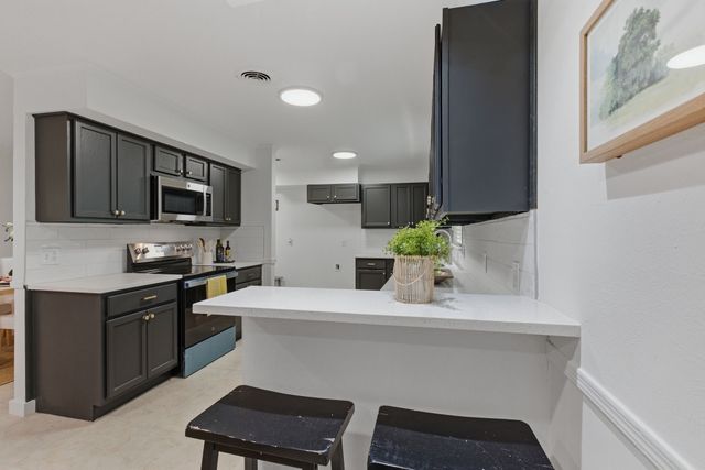 5751 Trio Lane, Dallas, TX 75241
