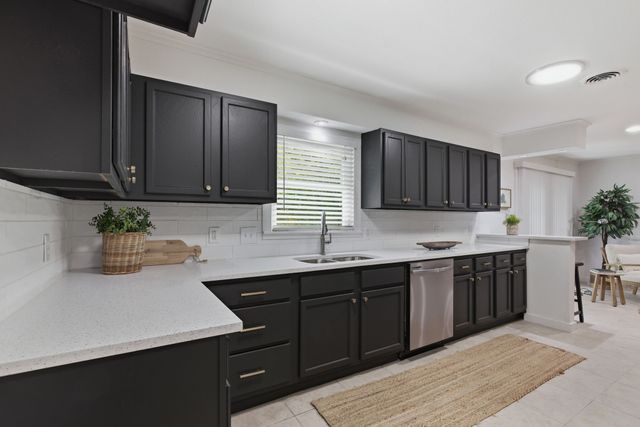 5751 Trio Lane, Dallas, TX 75241