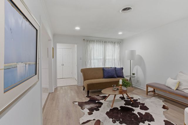 5751 Trio Lane, Dallas, TX 75241