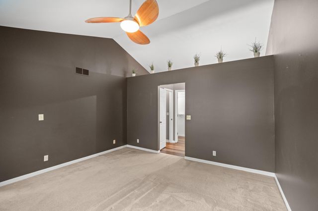 3287 Kingsburg Court, Erlanger, KY 41018