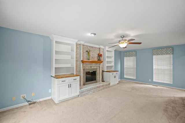 3287 Kingsburg Court, Erlanger, KY 41018
