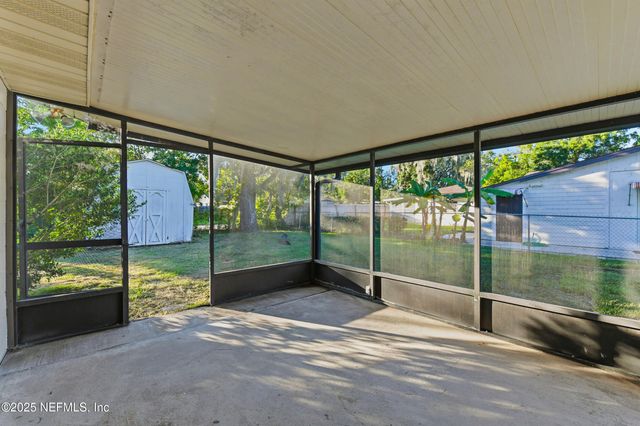 3042 SKIPPER Lane, Jacksonville, FL 32216