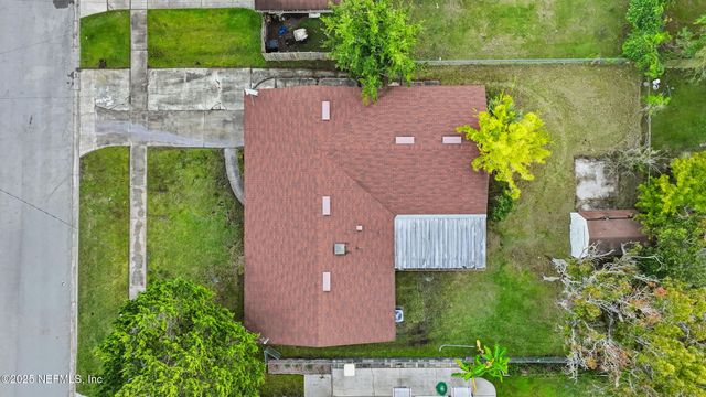 3042 SKIPPER Lane, Jacksonville, FL 32216