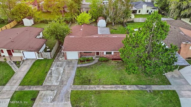 3042 SKIPPER Lane, Jacksonville, FL 32216