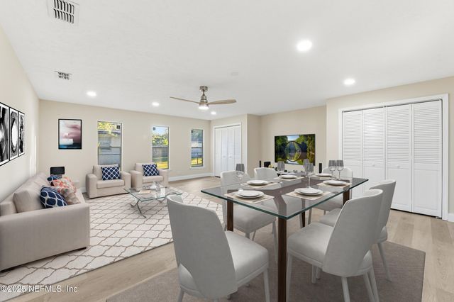 3042 SKIPPER Lane, Jacksonville, FL 32216