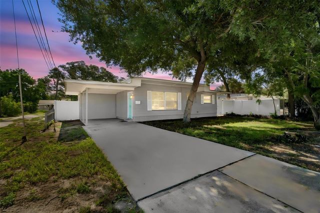 516 64TH STREET S, St Petersburg, FL 33707