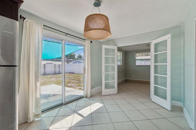 516 64TH STREET S, St Petersburg, FL 33707