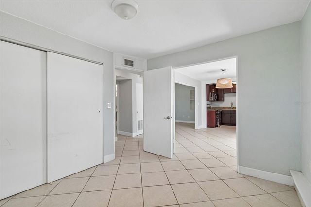 516 64TH STREET S, St Petersburg, FL 33707