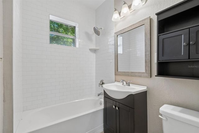 516 64TH STREET S, St Petersburg, FL 33707