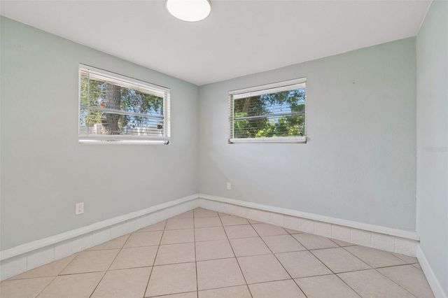 516 64TH STREET S, St Petersburg, FL 33707