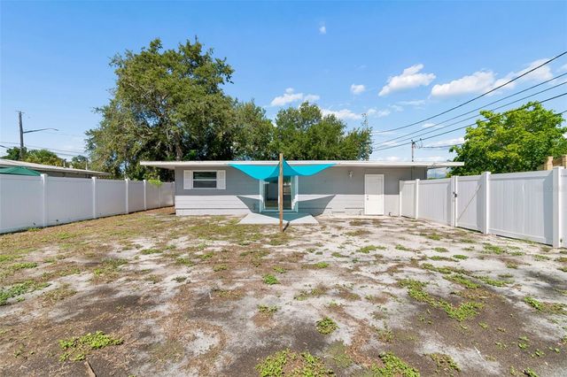 516 64TH STREET S, St Petersburg, FL 33707