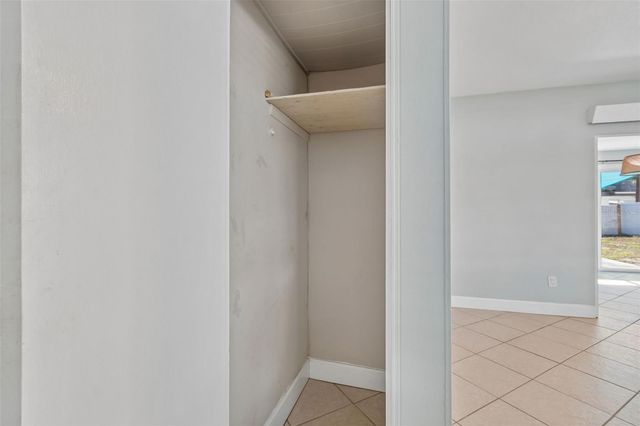 516 64TH STREET S, St Petersburg, FL 33707