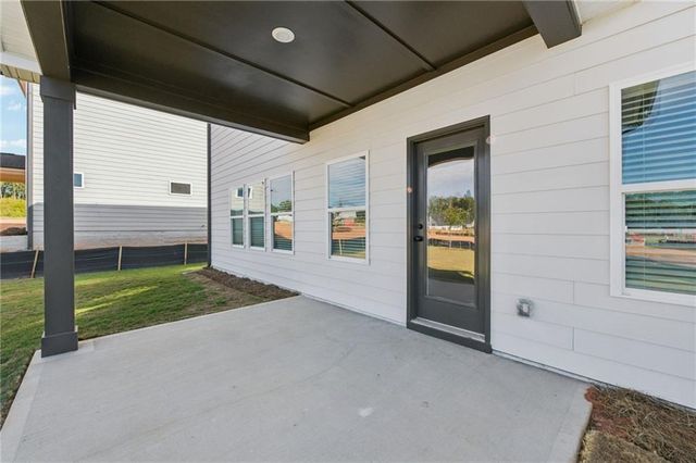 2968 Sweet Red Circle, Braselton, GA 30517