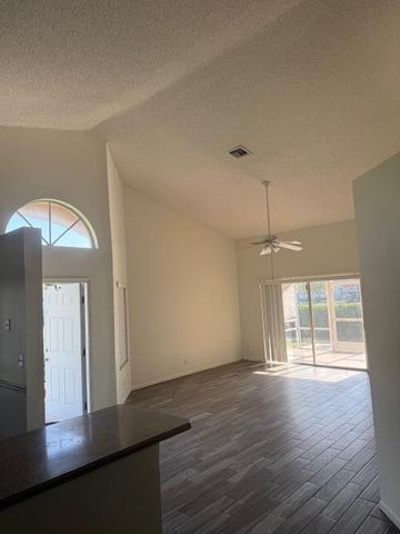 1948 Waterside Court E, Wellington, FL 33414