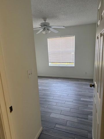 1948 Waterside Court E, Wellington, FL 33414