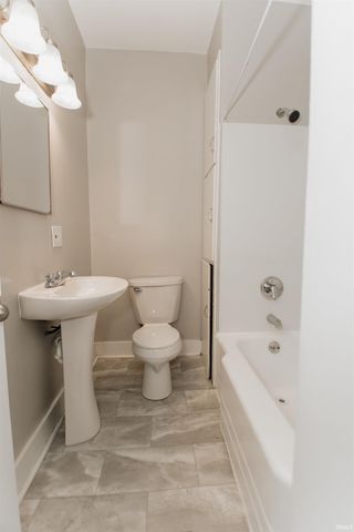 1213 Taylor Street, Fort Wayne, IN 46802