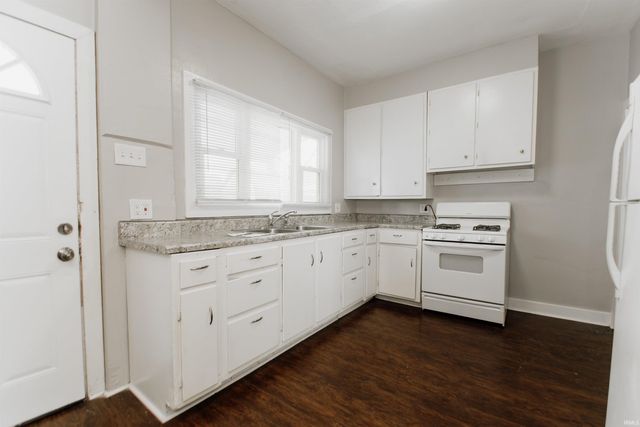 1213 Taylor Street, Fort Wayne, IN 46802