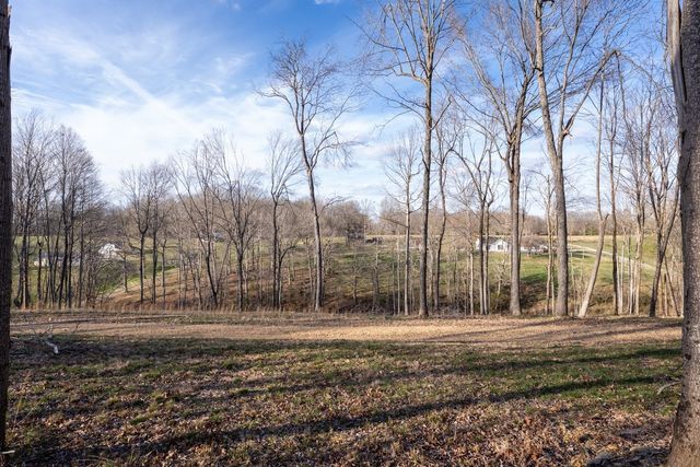 150 W John Davis Rd, Westmoreland, TN 37186