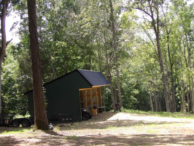 150 W John Davis Rd, Westmoreland, TN 37186