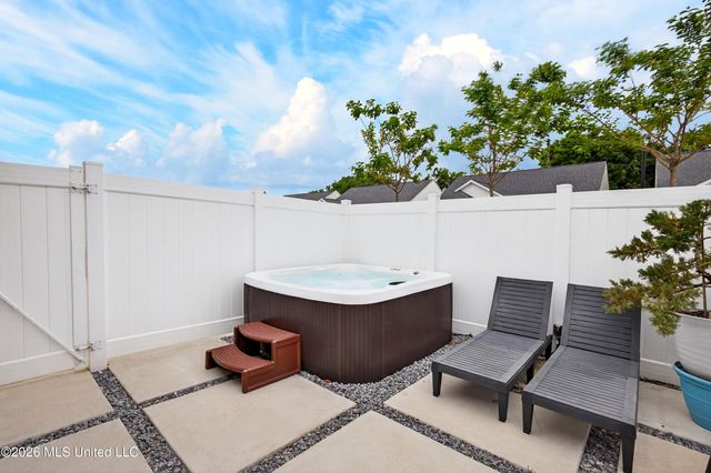 129 Grande View Drive, Biloxi, MS 39531
