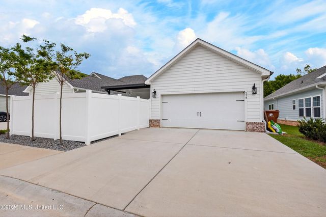 129 Grande View Drive, Biloxi, MS 39531