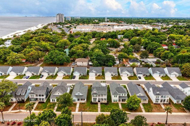 129 Grande View Drive, Biloxi, MS 39531