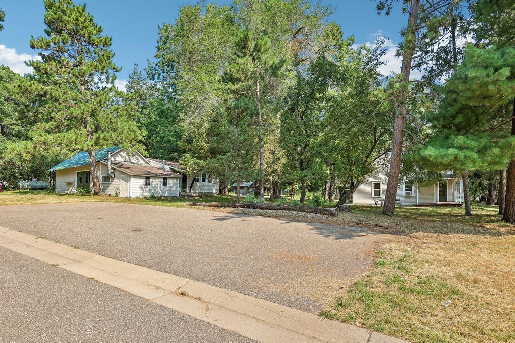 3032 Saint Croix Trail S, Afton, MN 55001
