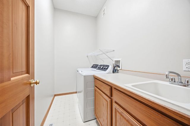 3771 Burgundy Drive, Eagan, MN 55122
