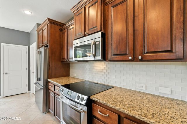1756 E SATTOO Way, Queen Creek, AZ 85140