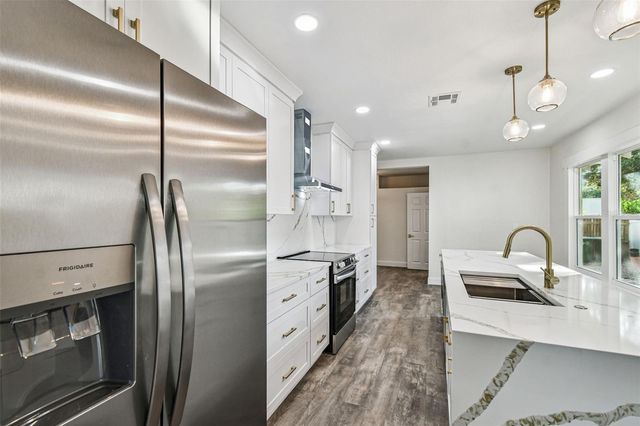 3011 W SAN ISIDRO STREET, Tampa, FL 33629