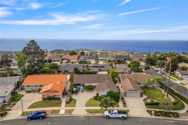 28031 Acana Road, Rancho Palos Verdes, CA 90275