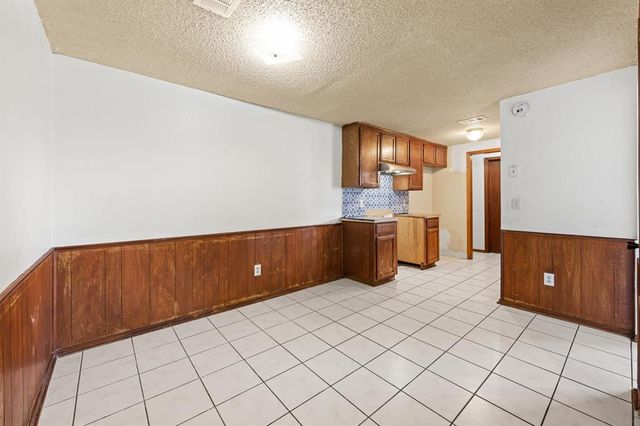 7611 NW 113th Place, Oklahoma City, OK 73162