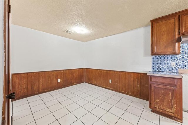 7611 NW 113th Place, Oklahoma City, OK 73162