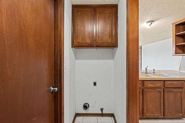 7611 NW 113th Place, Oklahoma City, OK 73162