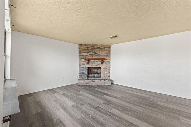 7611 NW 113th Place, Oklahoma City, OK 73162
