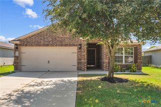 233 J E Brown Lane, Jarrell, TX 76537
