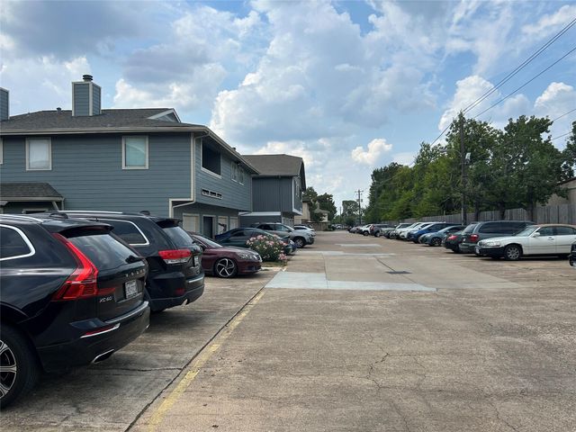 8030 Sands Point Drive C, Houston, TX 77036