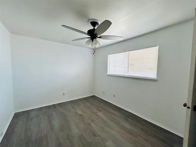 8030 Sands Point Drive C, Houston, TX 77036