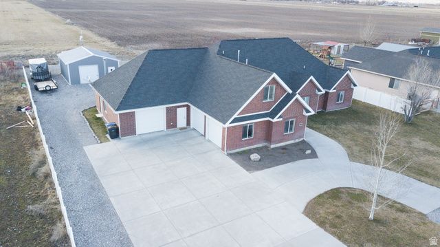 2993 N 2400 W, Benson, UT 84335