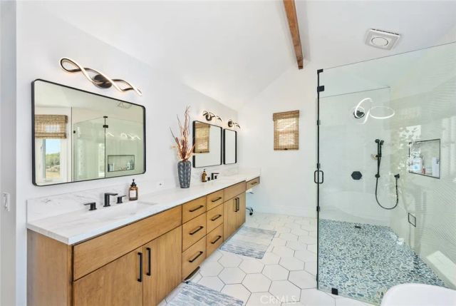 25402 Gallup Circle, Laguna Hills, CA 92653