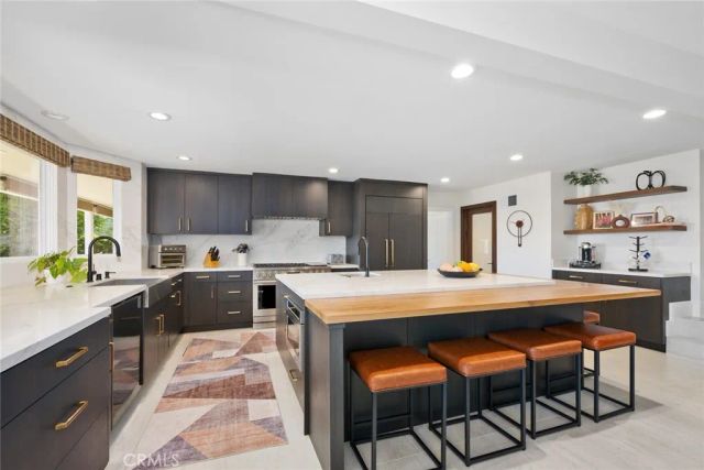 25402 Gallup Circle, Laguna Hills, CA 92653