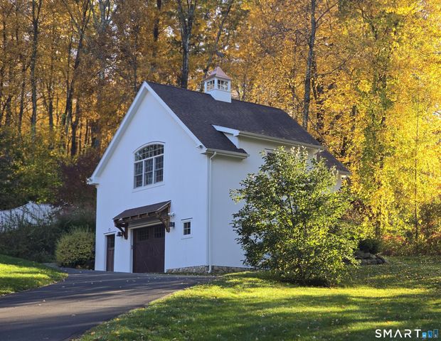 42 Topstone Road, Redding, CT 06896
